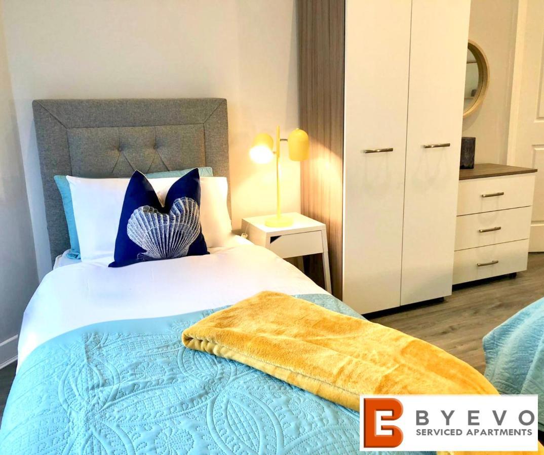 Byevo Almar Villa - Close To City And Airport - Perfect For Contractors Or Large Groups Glasgow Ngoại thất bức ảnh