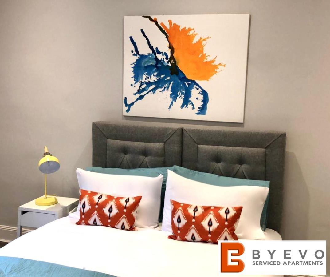 Byevo Almar Villa - Close To City And Airport - Perfect For Contractors Or Large Groups Glasgow Ngoại thất bức ảnh